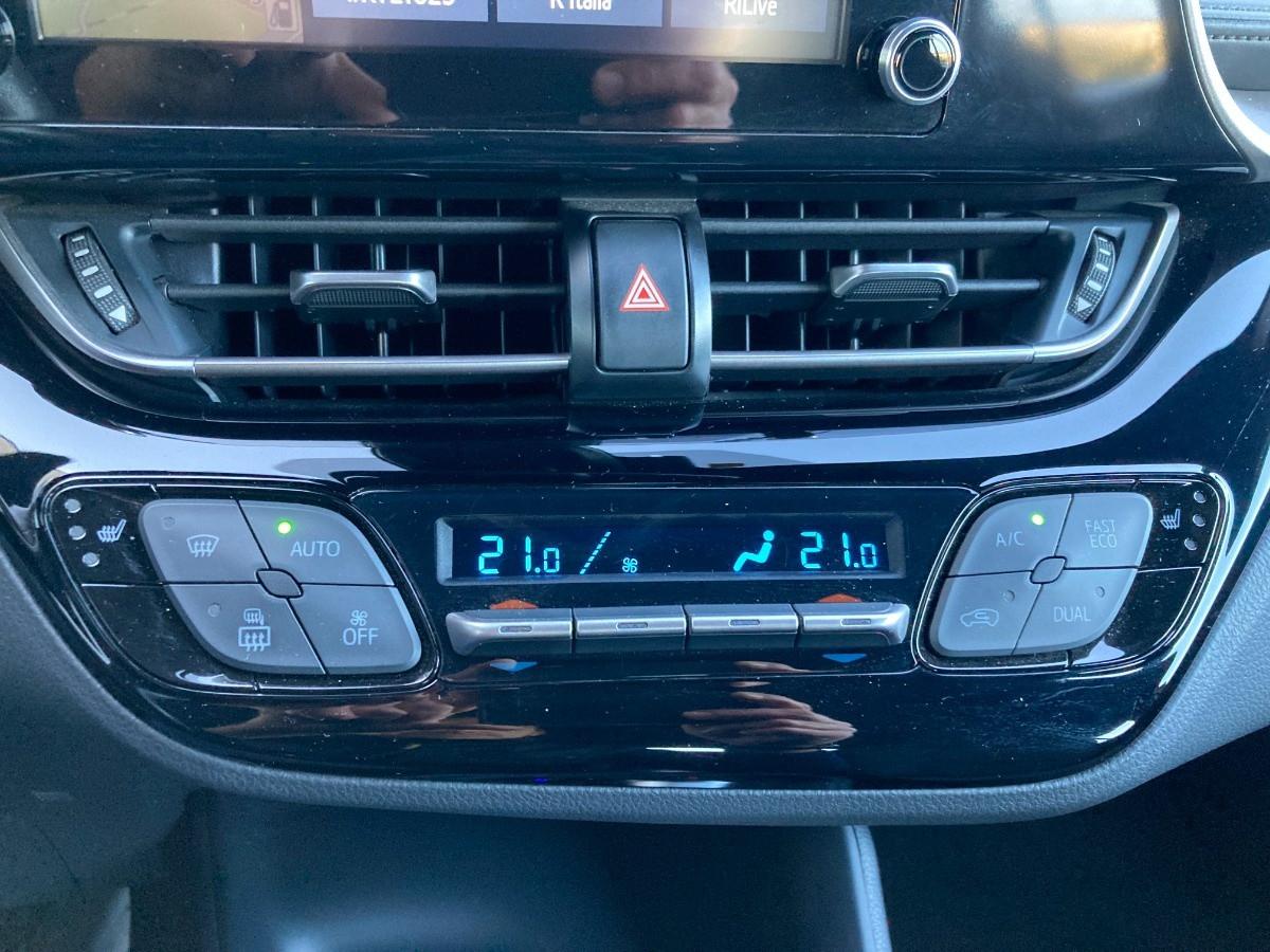 TOYOTA C-HR 1.8h Business e-cvt