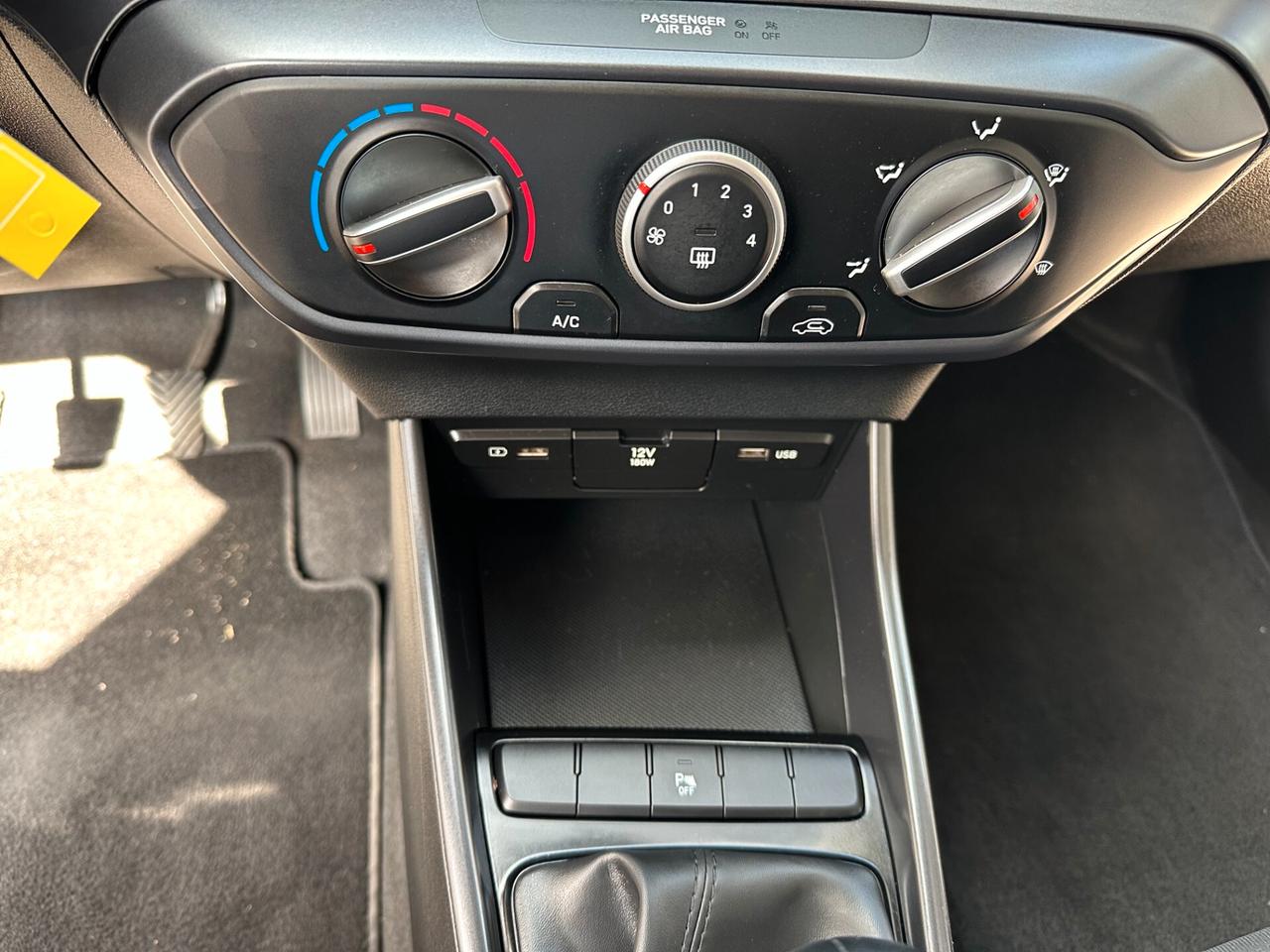 Hyundai i20 1.2 MPI MT GPL Connectline