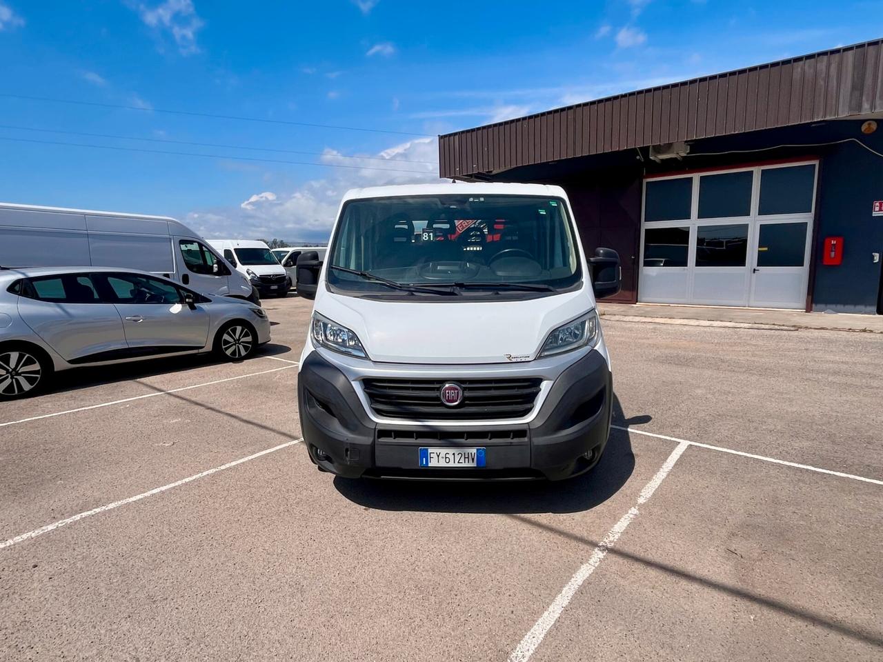 FIAT DUCATO MAXI 35 doppia cabina 7 Posti - CASSONE FISSO E GRU Fassi