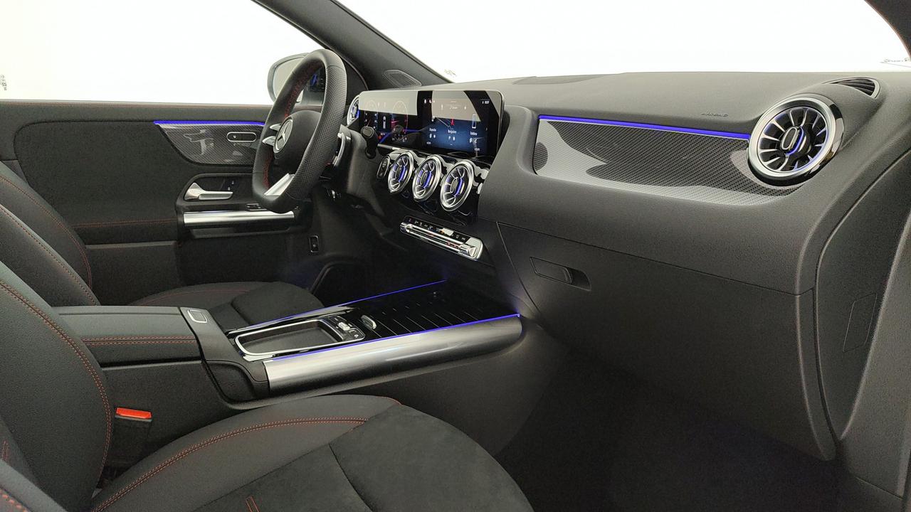 Mercedes-Benz GLA 200 d automatic
