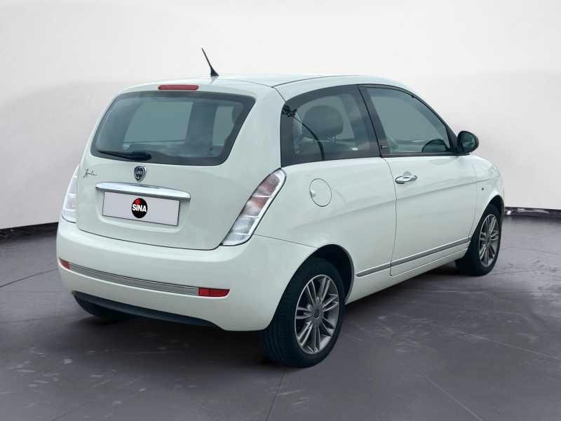 LANCIA Ypsilon 1.2 8v Diva 69cv