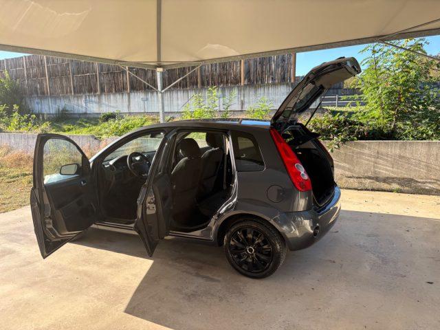 FORD Fiesta 1.2 16V 5p. NEOPATENTATI OK DISTRIBUZIONE P CONSEG
