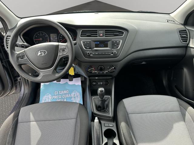 HYUNDAI i20 1.2 5 porte Connectline