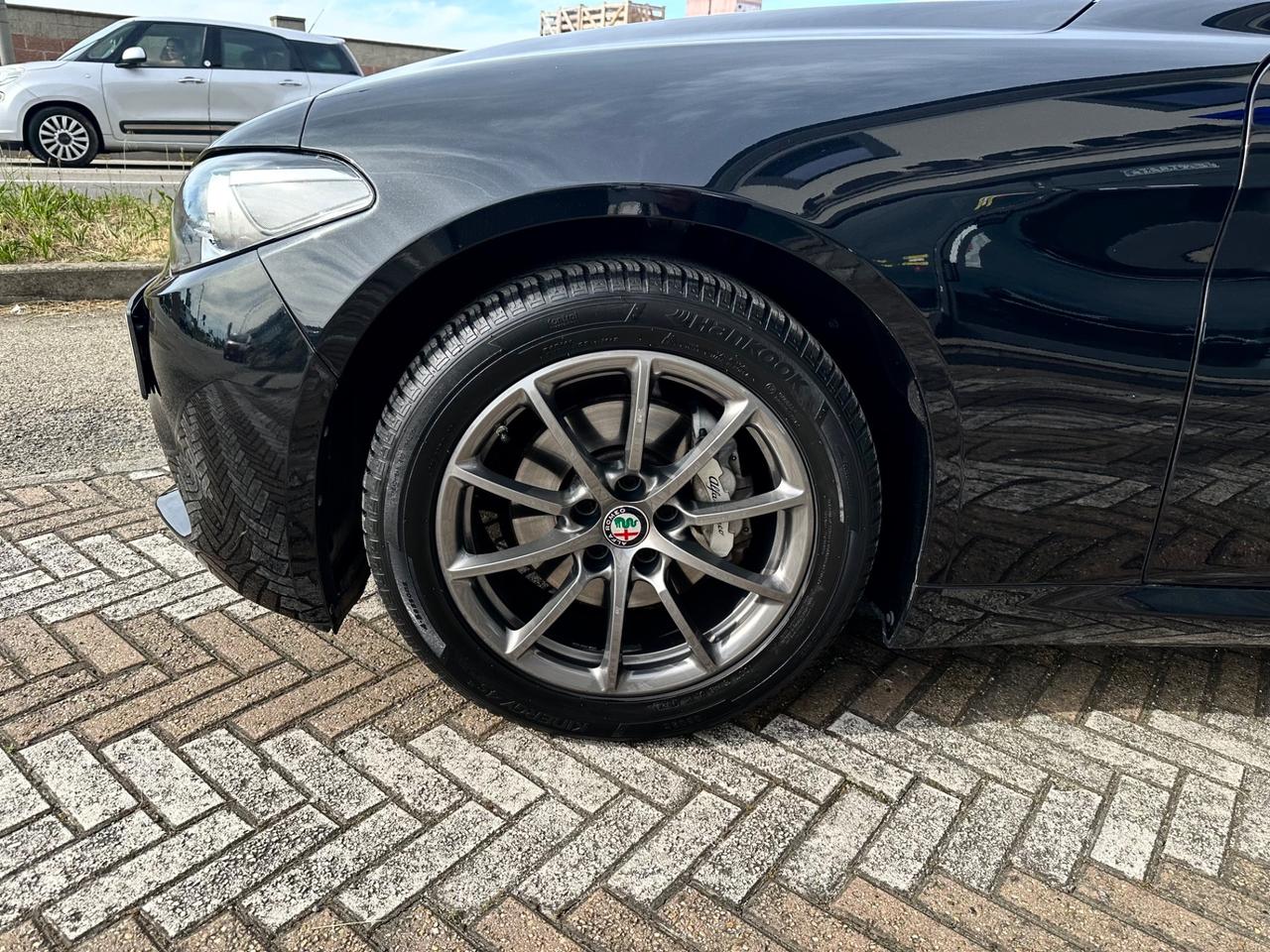 Alfa Romeo Giulia 2.0 Turbo 200 CV AT8 Business *NO VINCOLI*