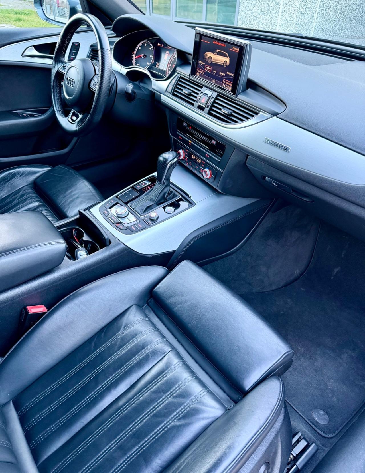 Audi A6 Avant 3.0 TDI quattro S tronic Business