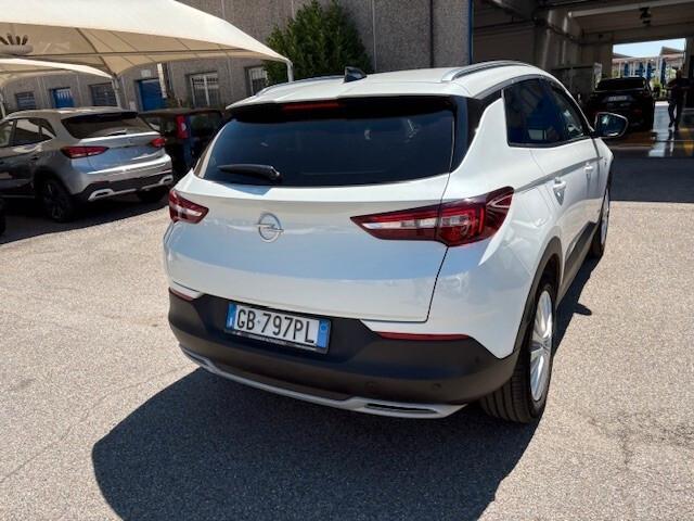 Opel Grandland X 1.6 Hybrid Plug-in aut. FWD