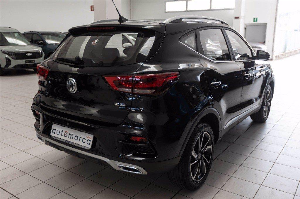 MG ZS 1.5 Luxury del 2024