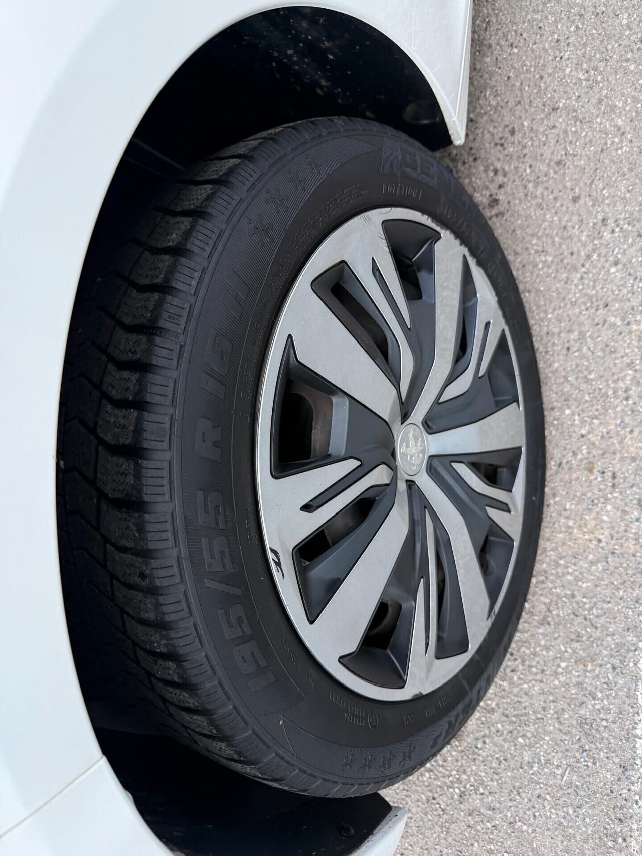 Peugeot 208 EURO 6E NEOPATENTATI