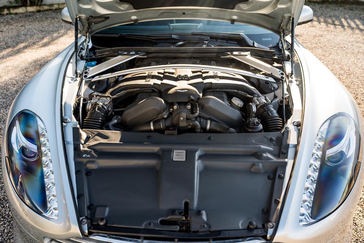 Aston Martin Virage Coupe 6.0 touchtronic