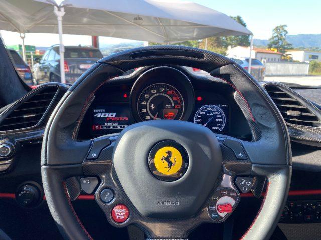 FERRARI 488 Pista