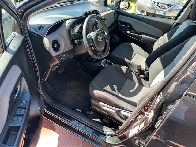 Toyota Yaris 1.5 Hybrid 5 porte Active, AUTOMATICA!!