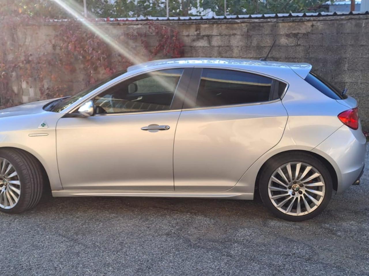 Alfa Romeo Giulietta 1750 #7507