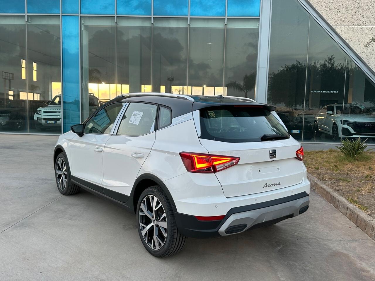 SEAT Arona dsg super offerta T-Stock prezzo imperdibile