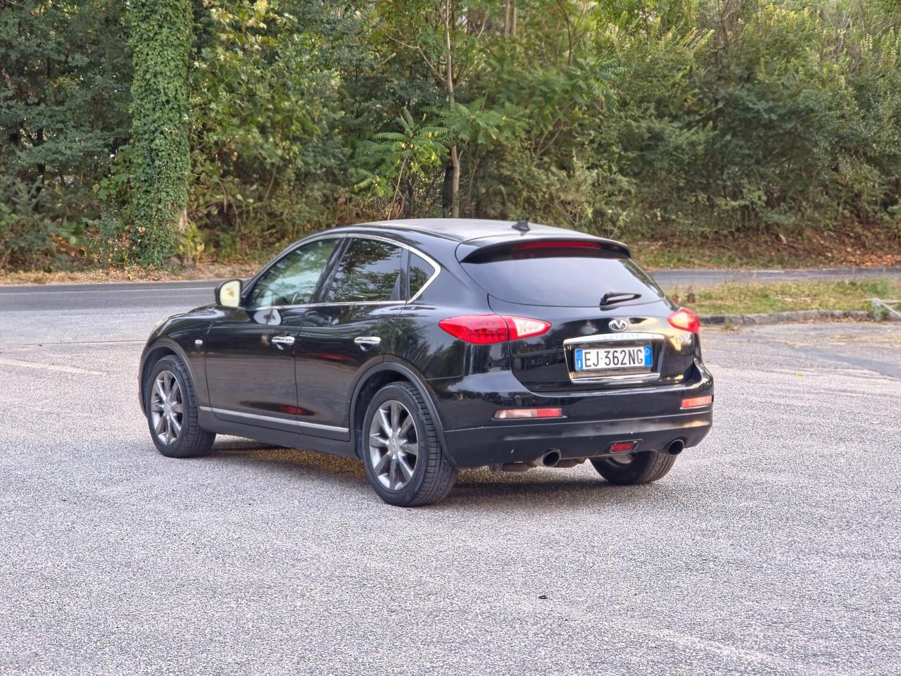 Infiniti EX30 EX30d GT Premium CV-238 E5 Automatico 2011
