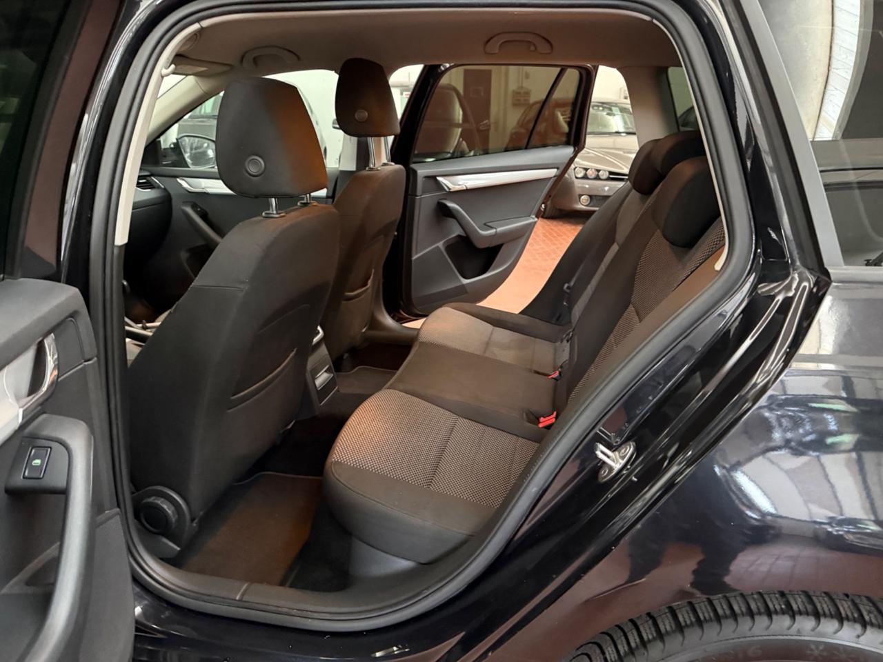 Skoda Octavia 1.6 TDI CR 110 CV DSG Ambition