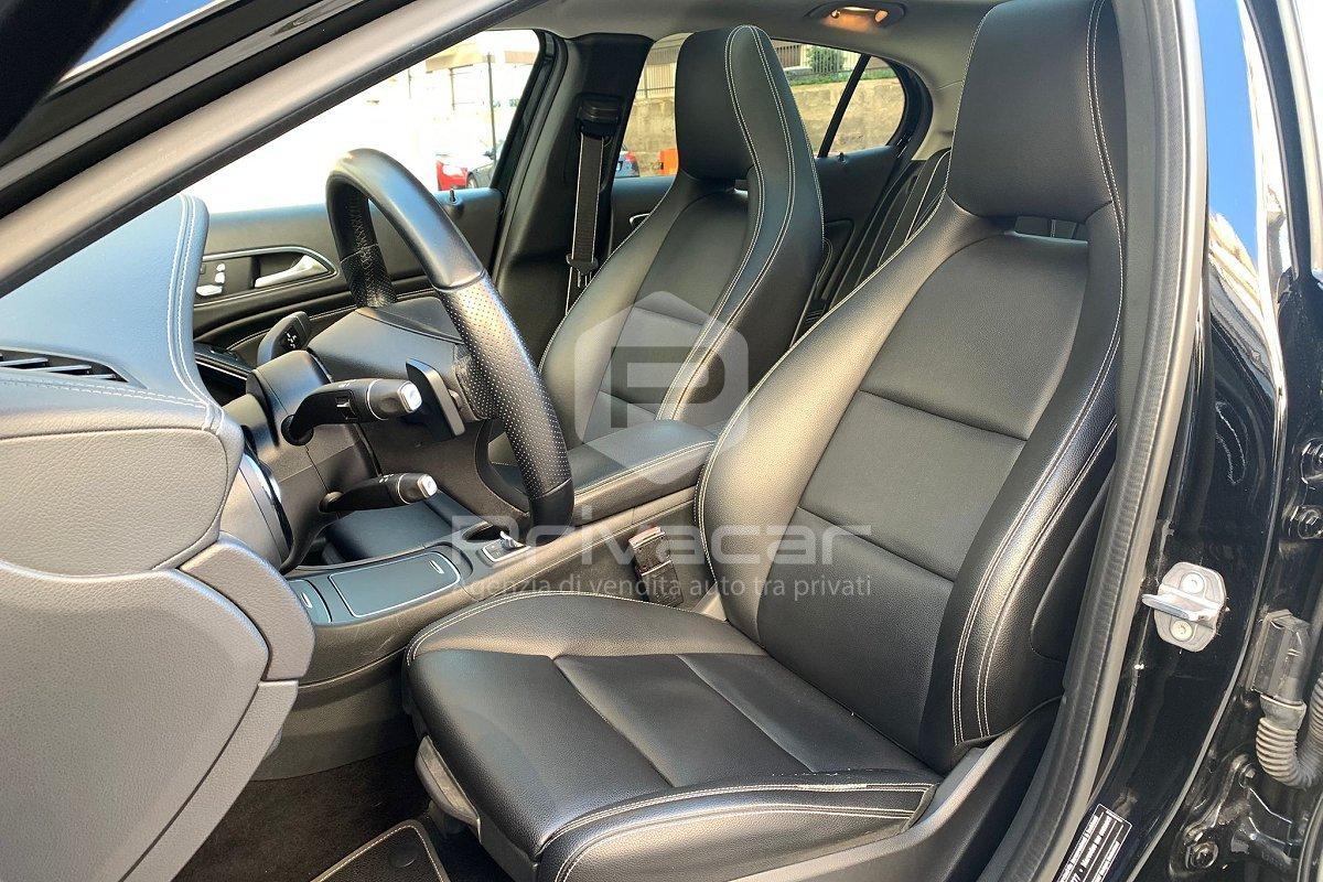 MERCEDES GLA 200 d Automatic Premium