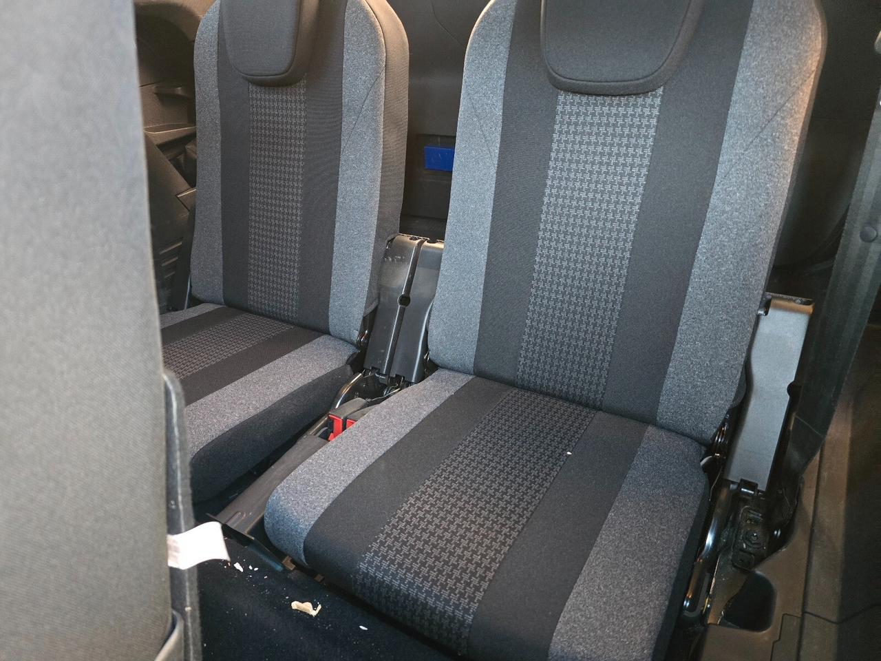 Peugeot 5008 BlueHDi 130 S&S EAT8 Active Pack