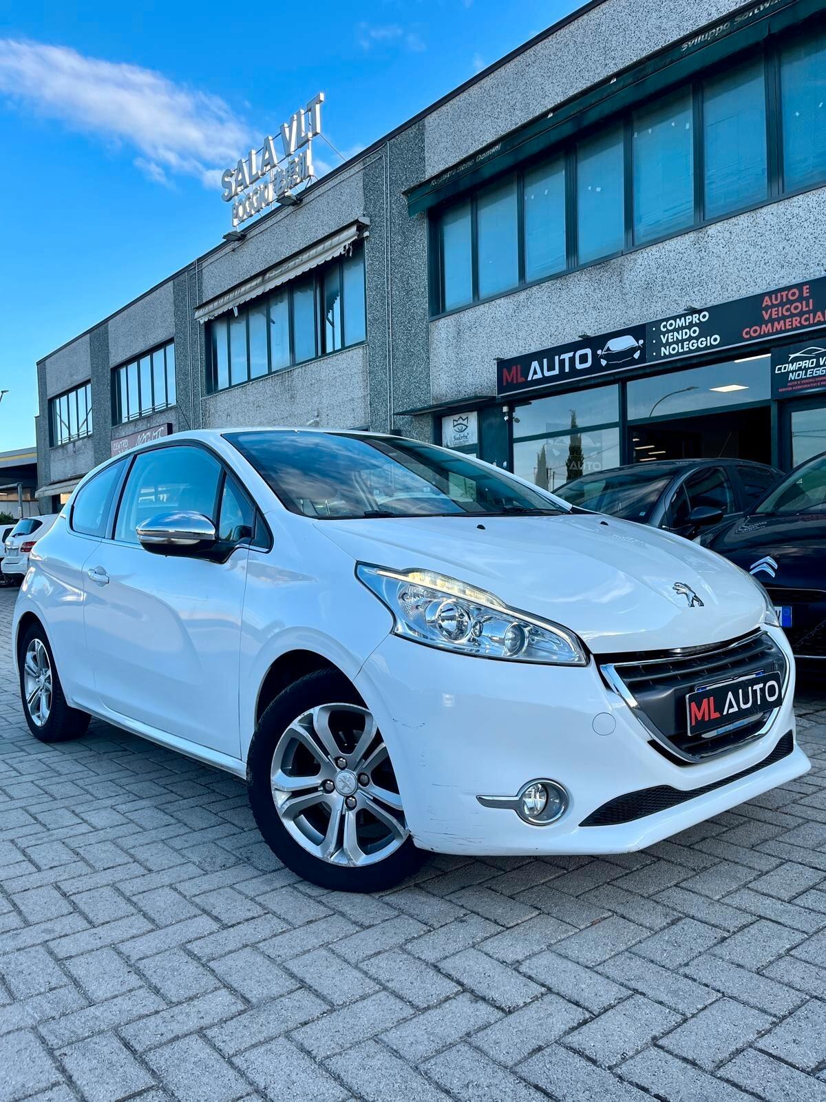 Peugeot 208 1.2 VTi 82 CV 3 porte Allure