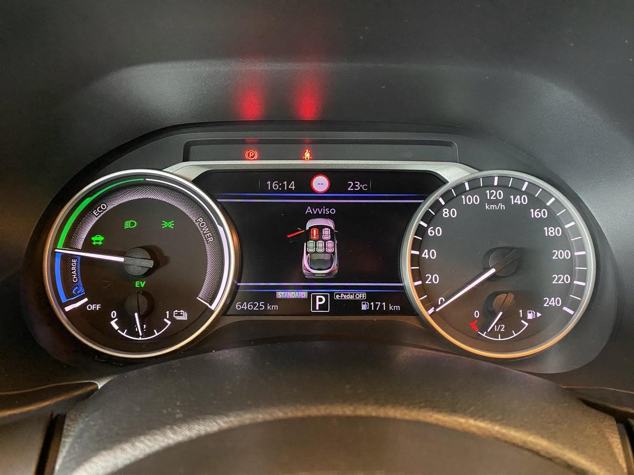 Nissan Juke 1.6 hev N-Connecta