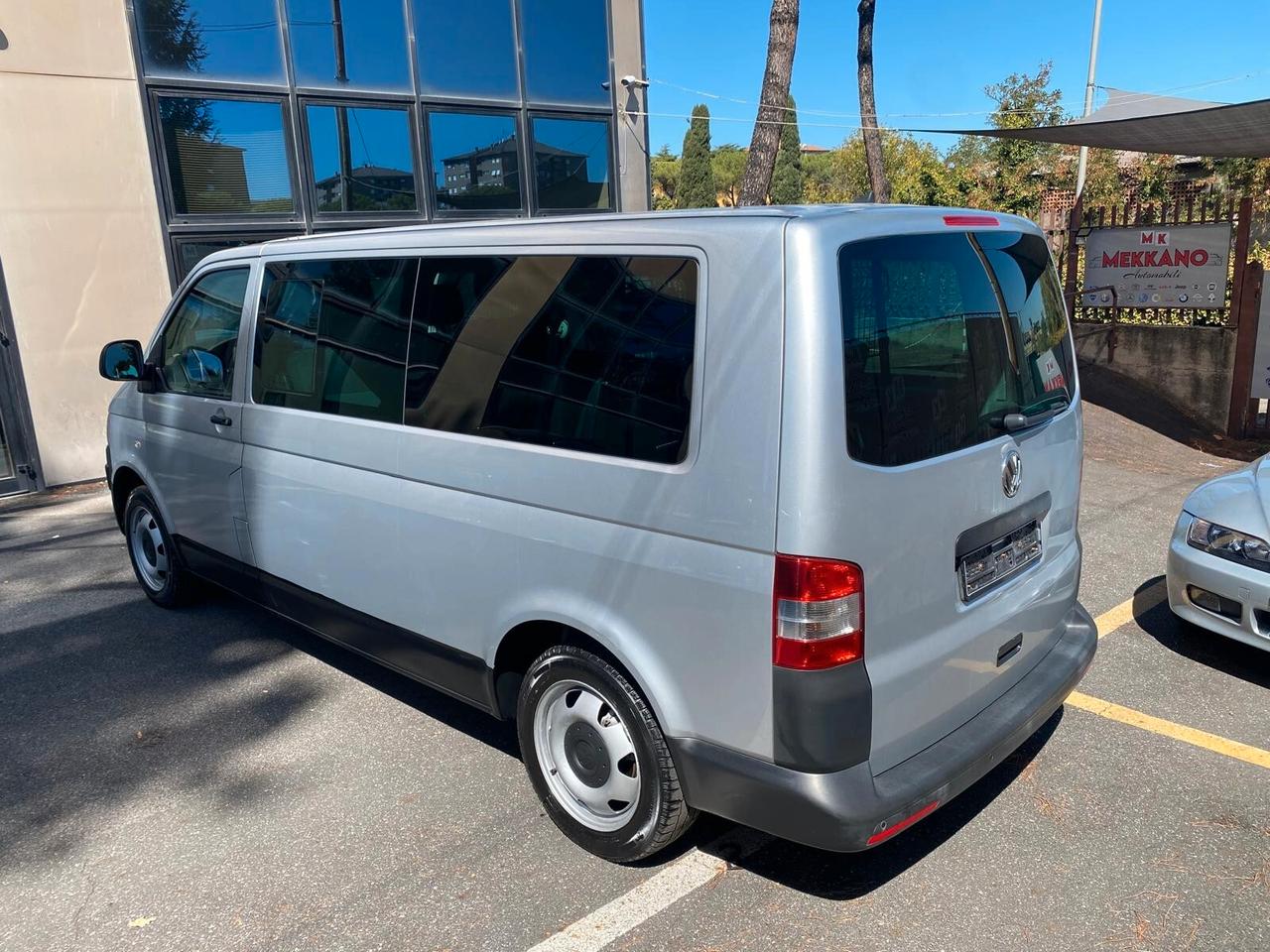 Volkswagen T5 Caravelle 7 POSTI -TAGLIANDI VW - GARANZIA