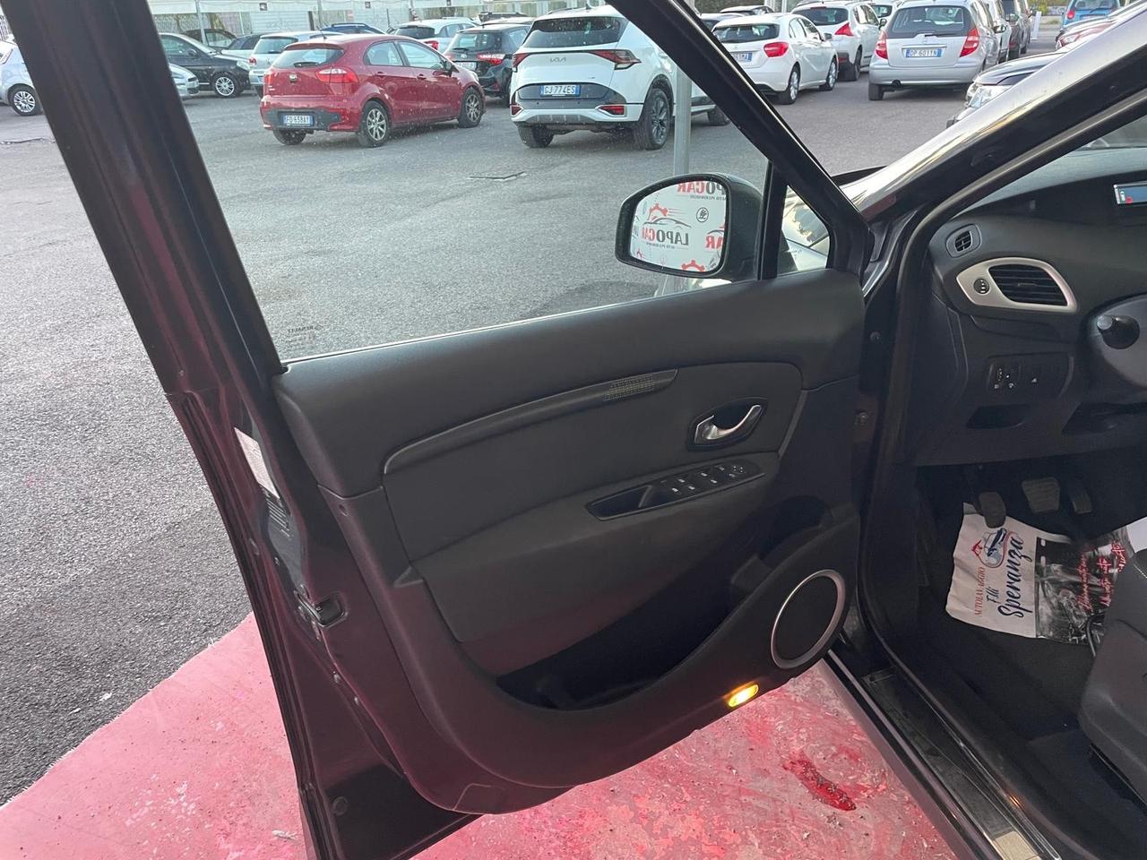 Renault Scenic Scénic X-Mod 1.5 dCi 110CV Luxe