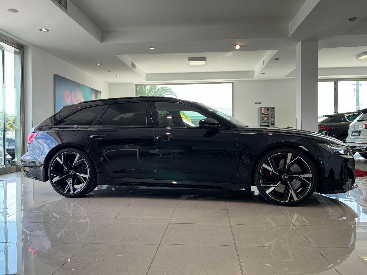 AUDI RS6 4.0 MHEV 600CV Identity Black Tetto Panorama