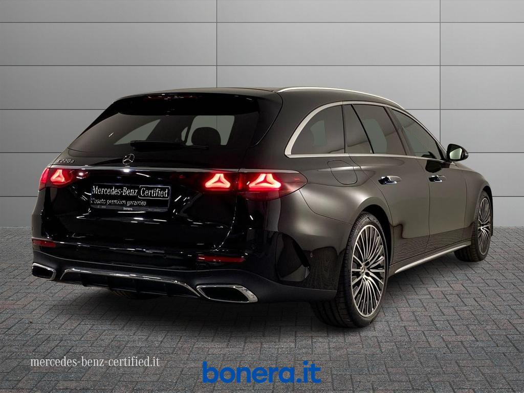 Mercedes Classe E 220 220 d AMG Line Premium Plus 9G-Tronic