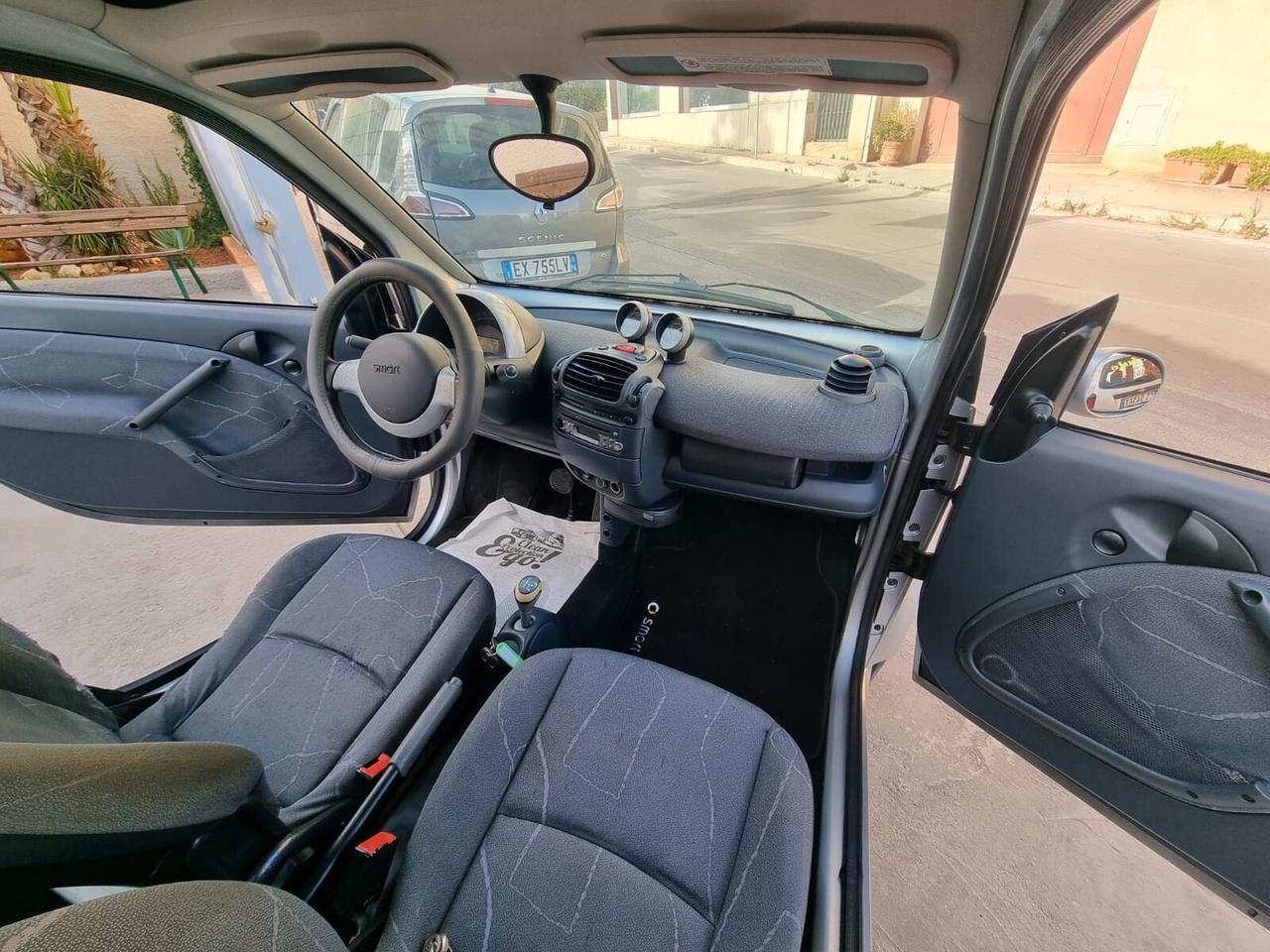 Smart ForTwo 800 coupé pure cdi