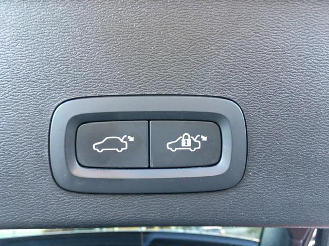 VOLVO XC40 T5 Recharge Plug-in Hybrid AT Core