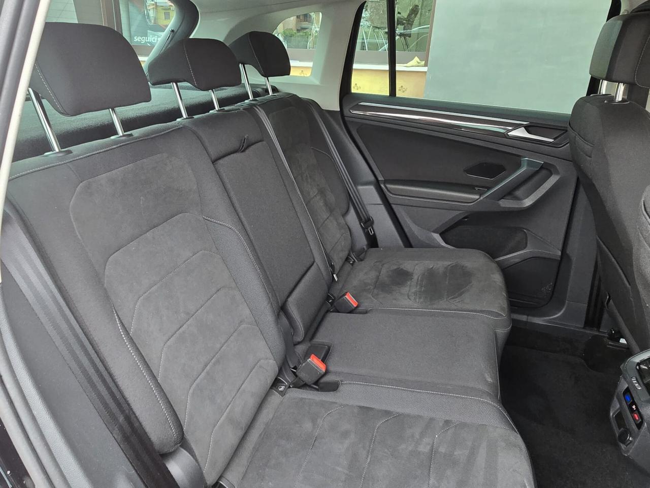 Volkswagen Tiguan 2.0 TDI 150 CV SCR DSG Elegance