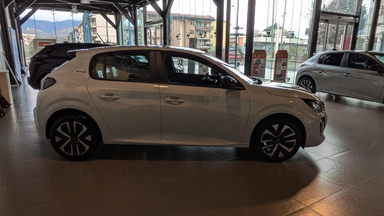 Peugeot 208 100 STYLE