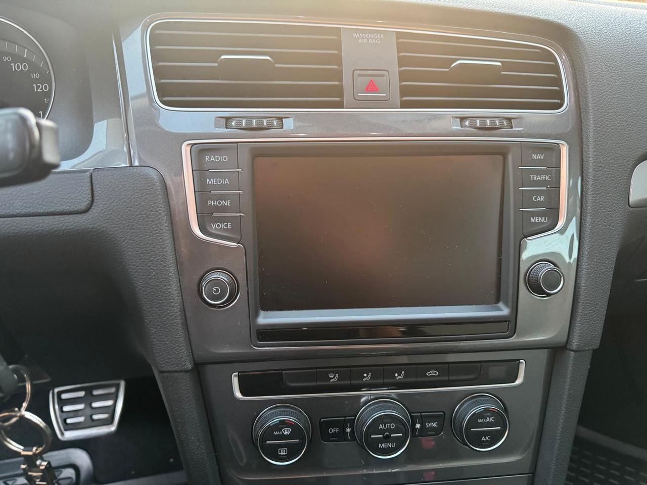 Volkswagen Golf e-Golf 115 CV