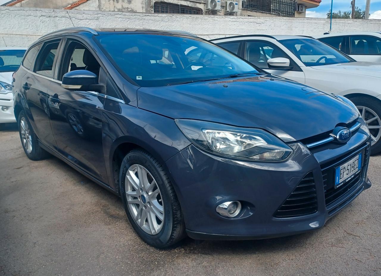 Ford Focus 1.0 TITANIUM S.W. ANNO 2013