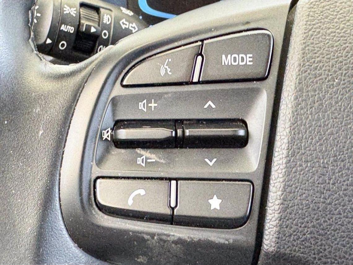 HYUNDAI i10 1 0 mpi connectline navi pack