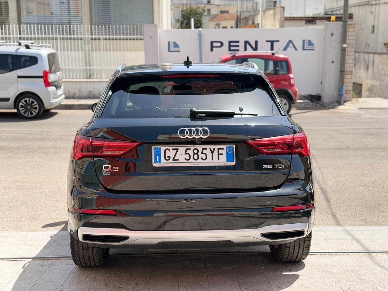 Audi Q3 2.0 tdi S-tronic Business Advanced-mod.2020 MATRIX/CAR PLAY