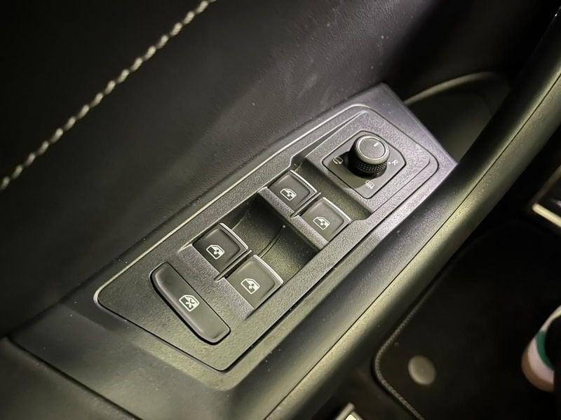 Volkswagen T-Roc T-Roc 1.5 TSI ACT DSG R-Line