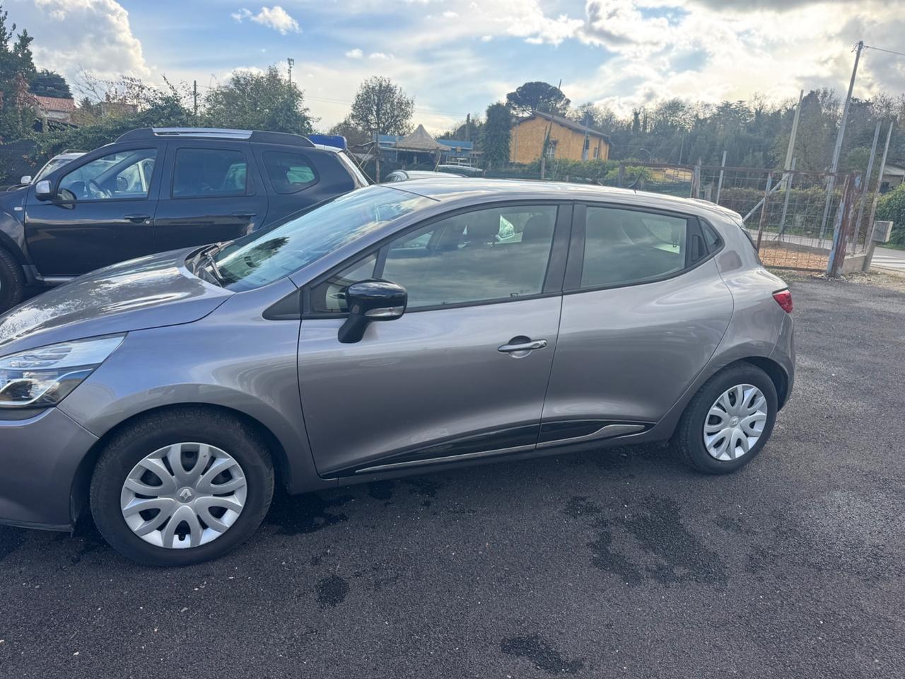 Renault Clio 1.2 75CV GPL 5 porte Live NEOPATENTATI