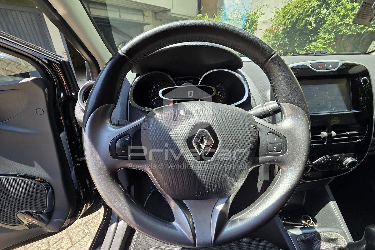 RENAULT Clio 1.2 75CV 5 porte Costume National
