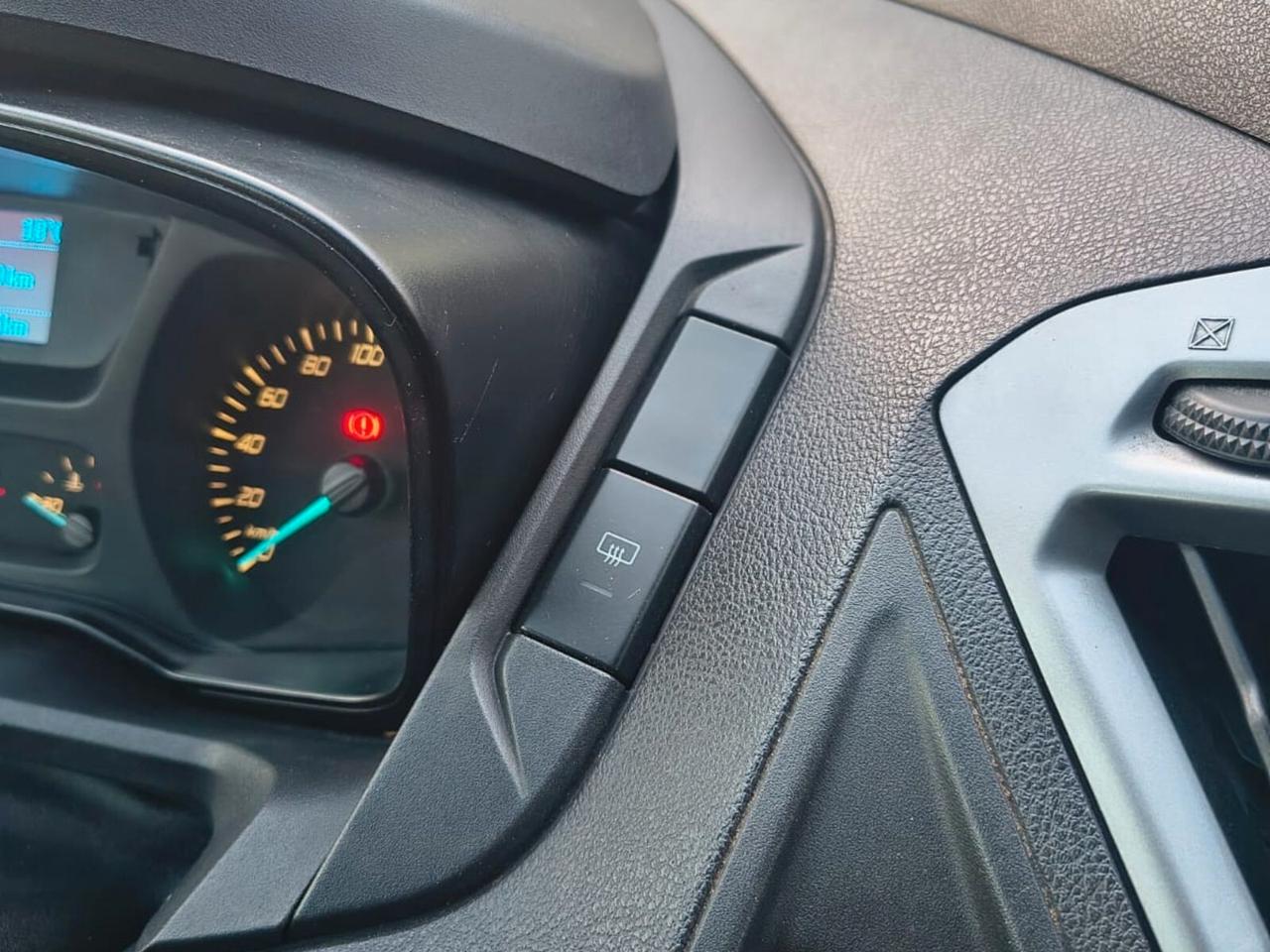 Ford Tourneo Custom 300 2.2 TDCi 100CV PC Trend
