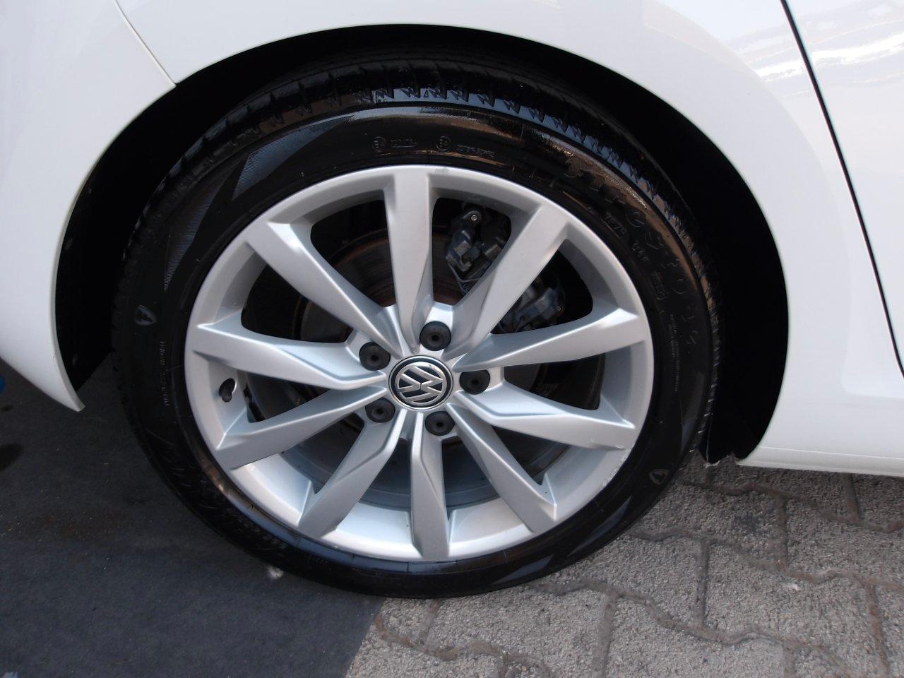 Volkswagen Golf 5 Porte Golf 5p 1.6 tdi Highline 110cv