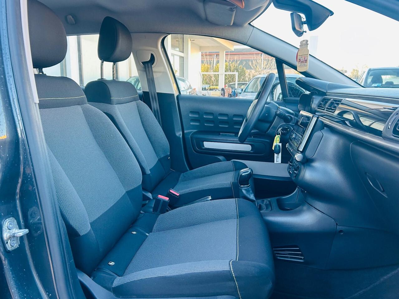 Citroen C3 PureTech 82 GPL Shine