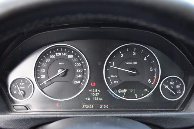 BMW 320 d Touring Business aut. *NAVIGATORE*