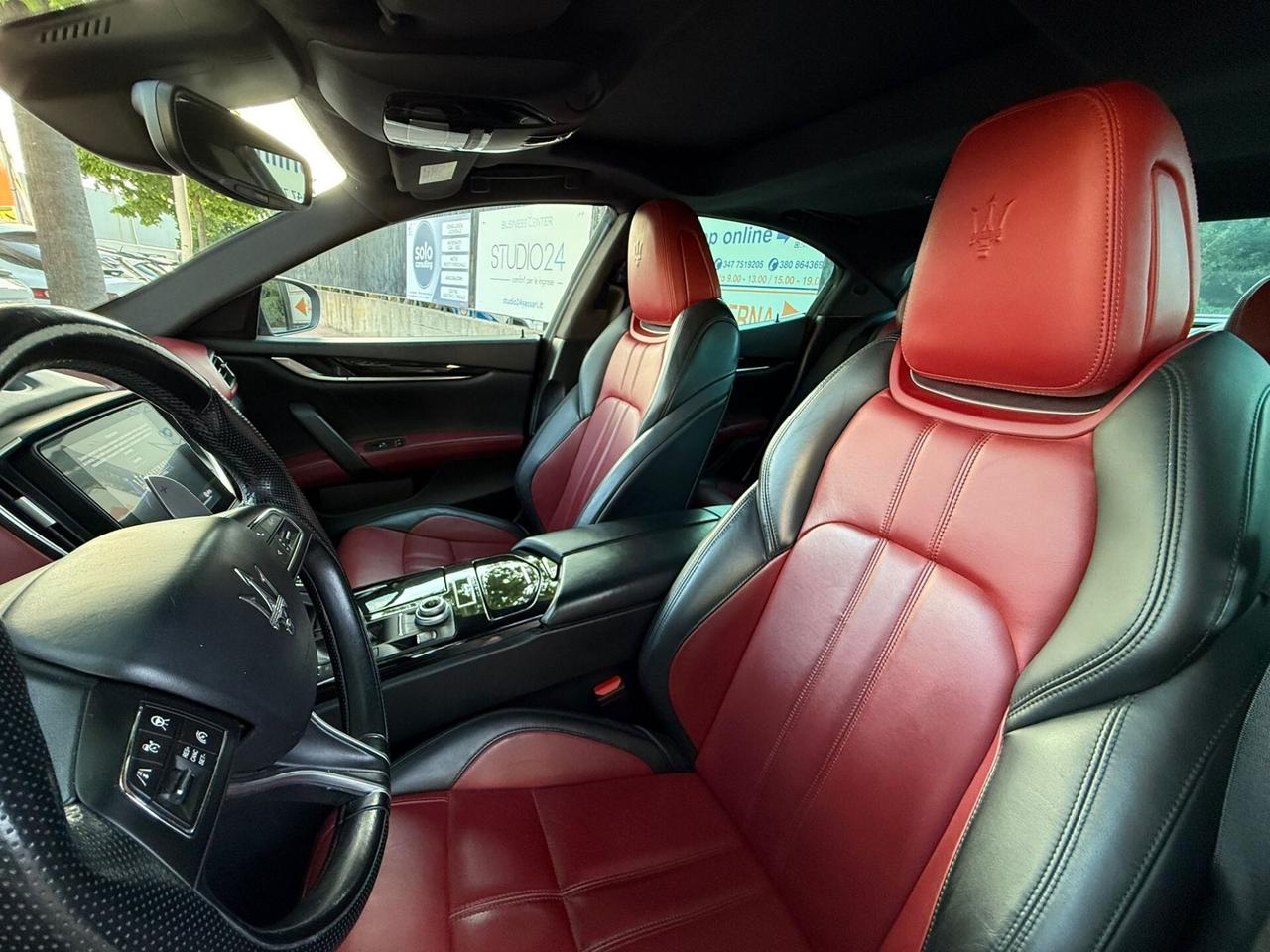 Maserati Ghibli RIBELLE V6 Diesel Bi-Color