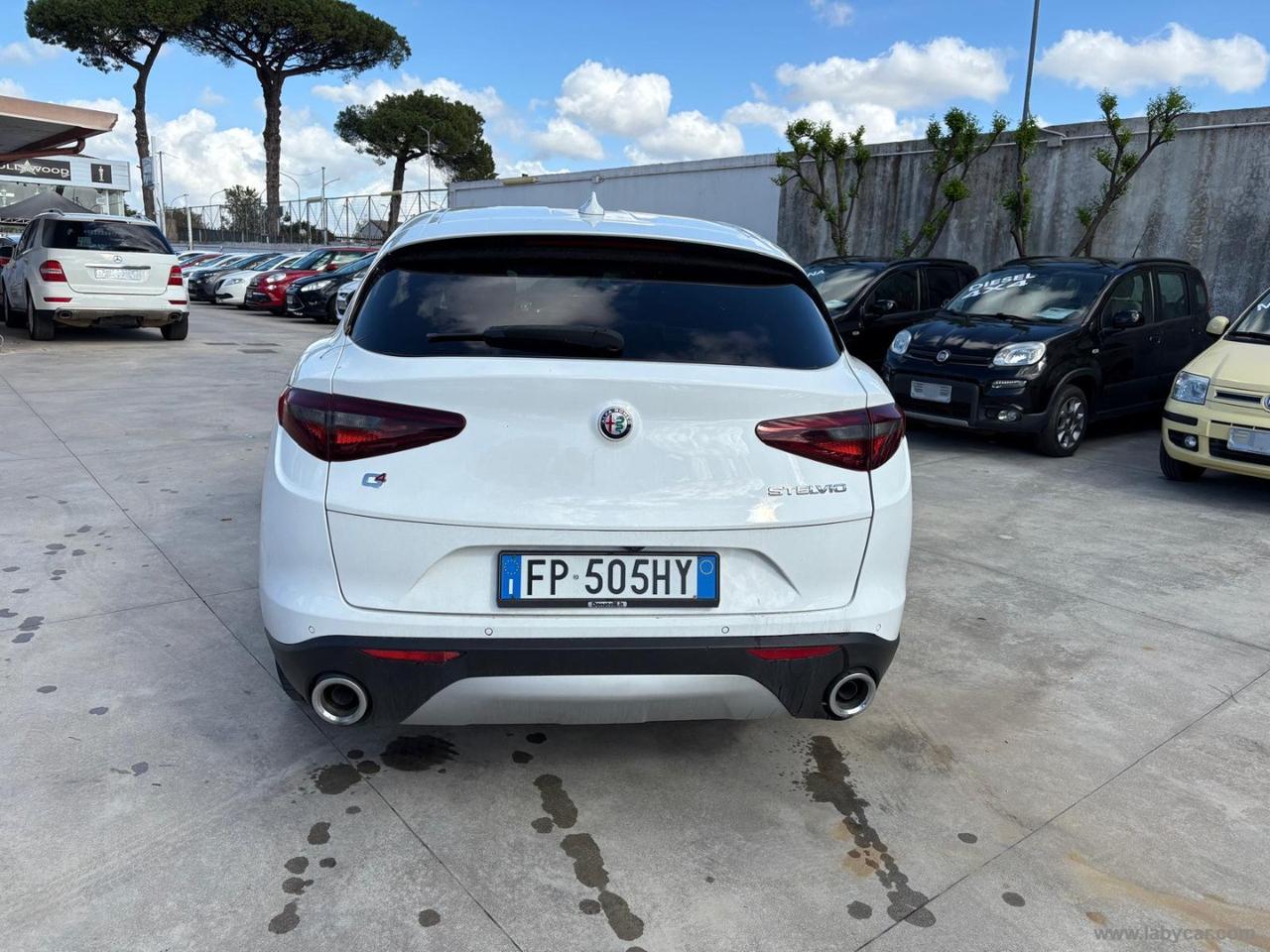 ALFA ROMEO Stelvio 2.2 T.diesel 210 CV AT8 Q4 Exec. X COMMERCIANTI