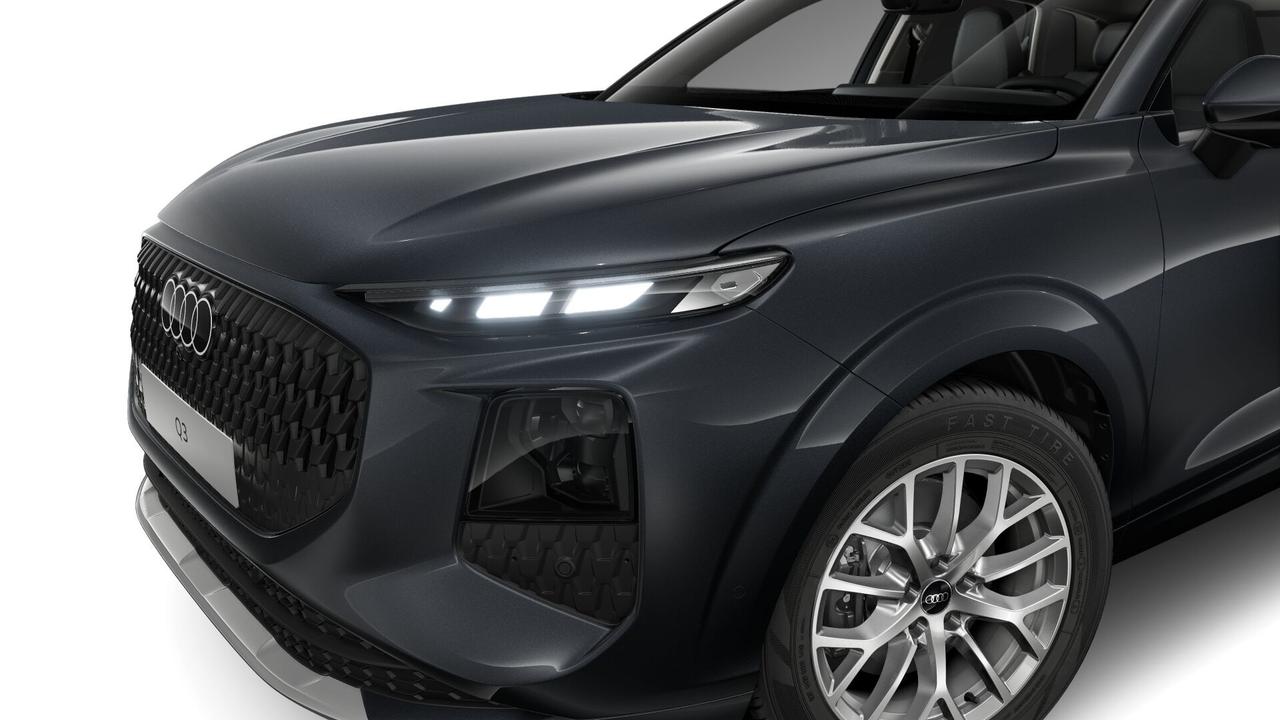 AUDI Audi Q3 SUV Business Advanced TDI quattro 142 kW S tronic