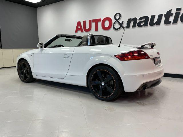 AUDI TT Roadster 3.2 V6 quattro S tronic