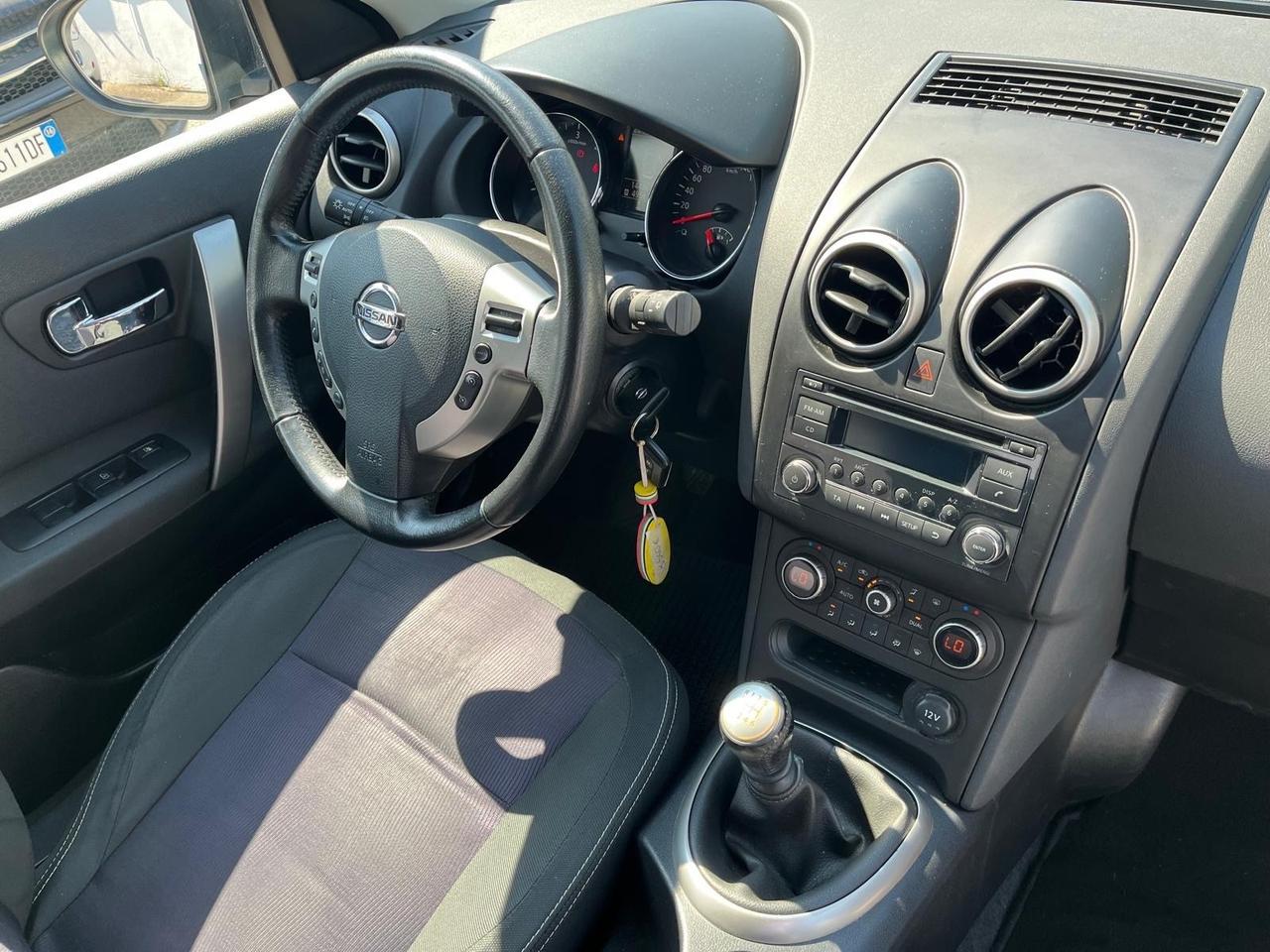 Nissan qashqai 1.5 dci -7 Posti -Tekna-11/2012
