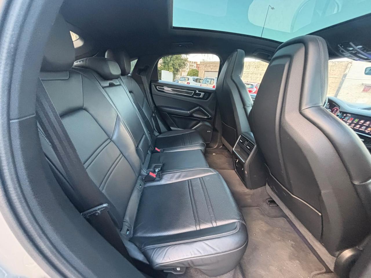 Porsche Cayenne Coupé 2.9 S CV 441