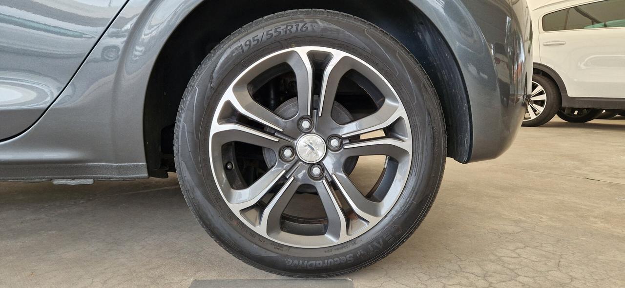 Peugeot 208 1.4 HDi 68cv 5 porte Allure