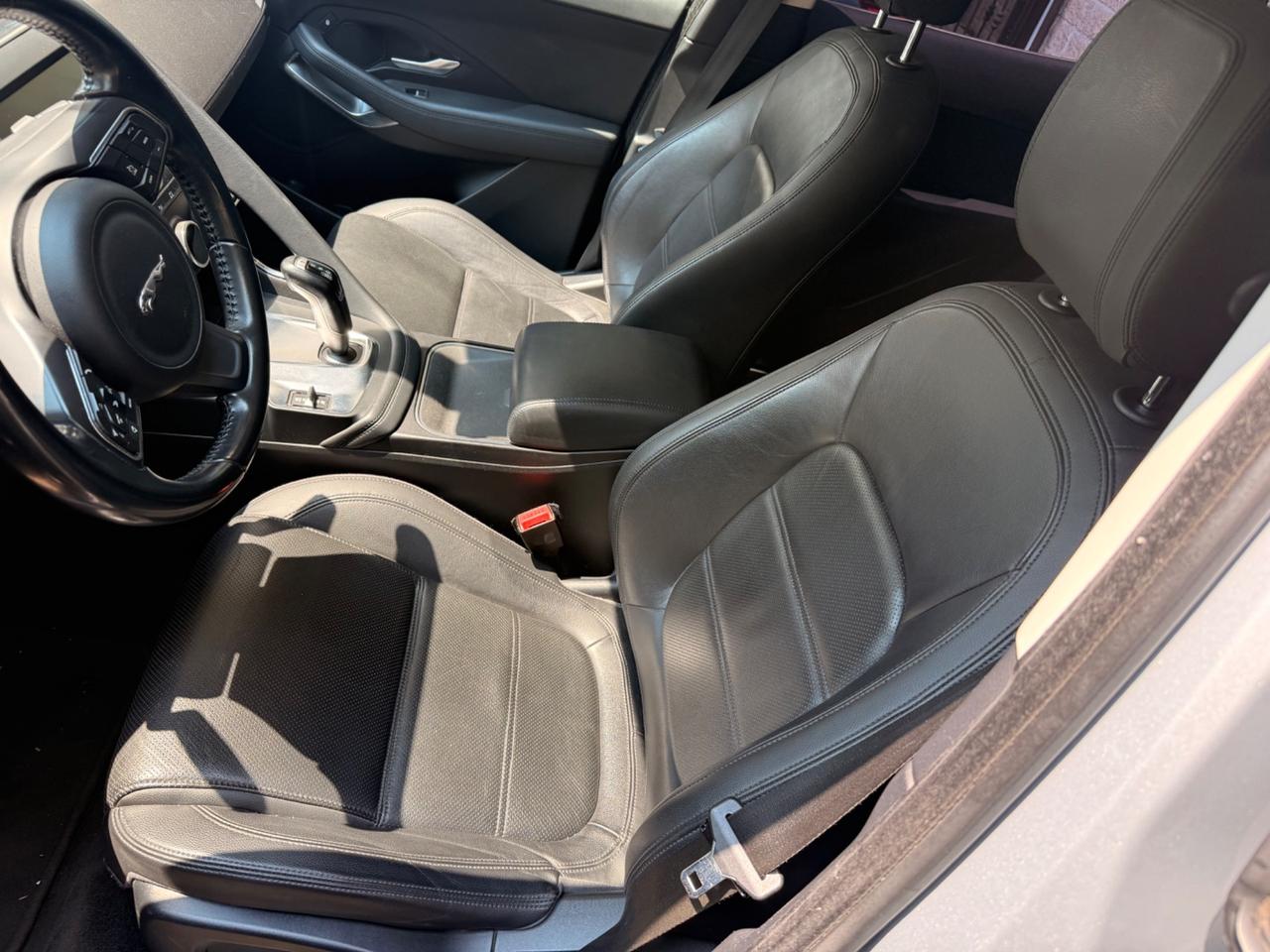 Jaguar E-Pace 2.0D 150 CV AWD aut. HSE